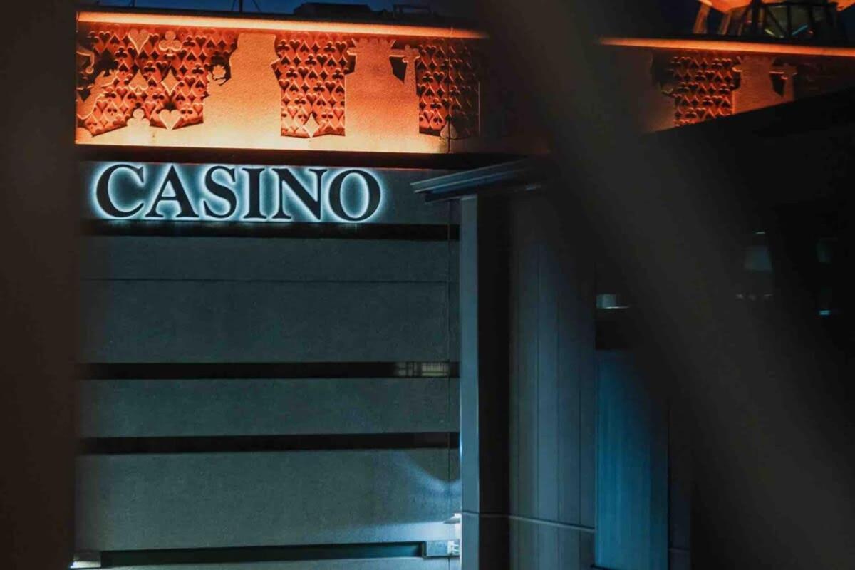 Casino Luxury Suite City Centre - Sleeps 5 Κράισττσερτς Εξωτερικό φωτογραφία
